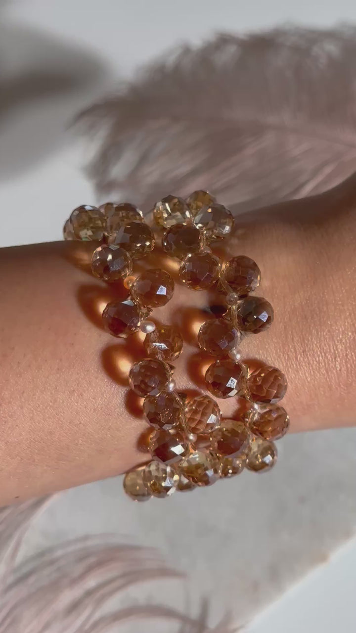 Golden Teardrops Bracelet